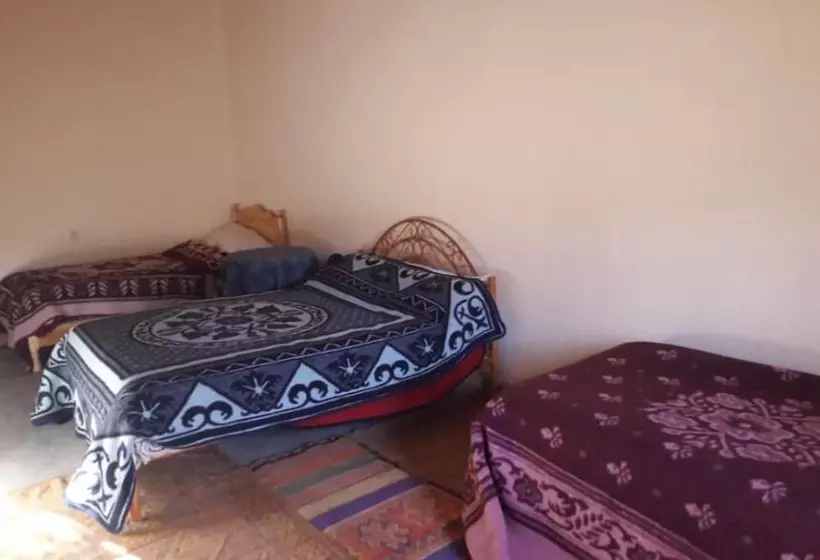 Hotelli Hôtel Auberge Etoile De Dades