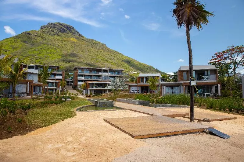 هتل Manta Cove By Horizon Holidays