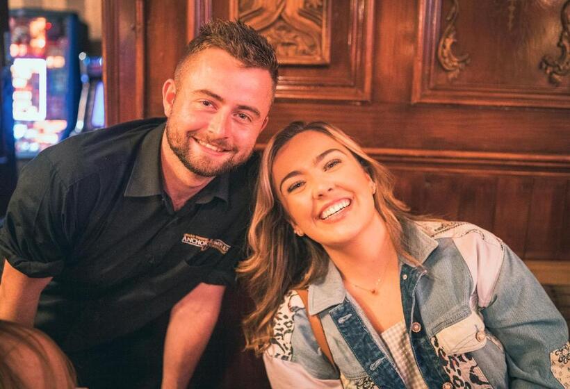 ホテル Anchorage Inn