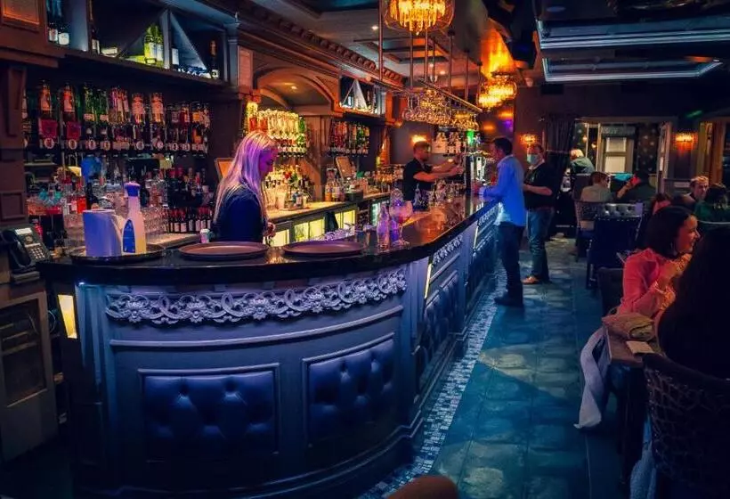 酒店 Anchorage Inn