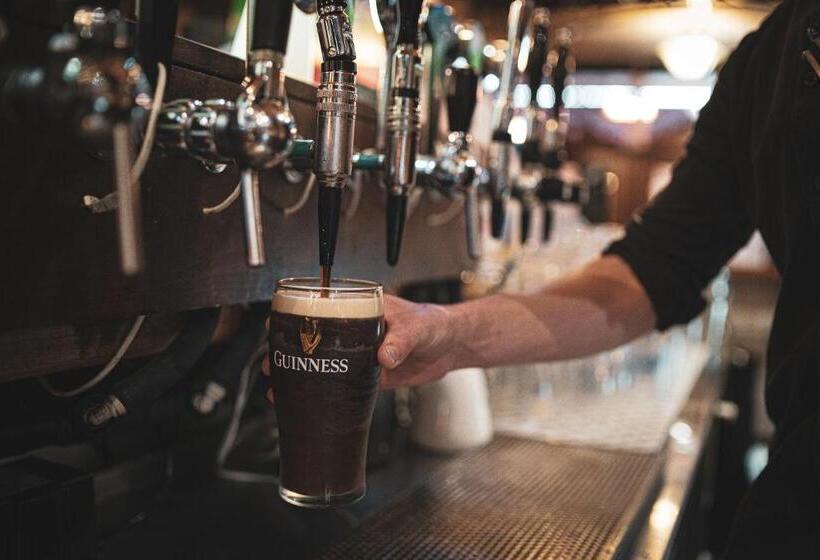 ホテル Anchorage Inn