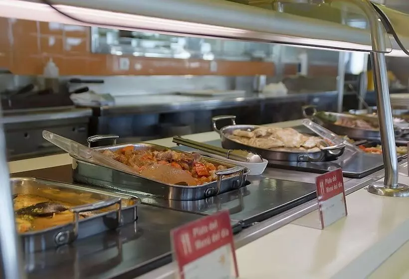 Отель As Torrent