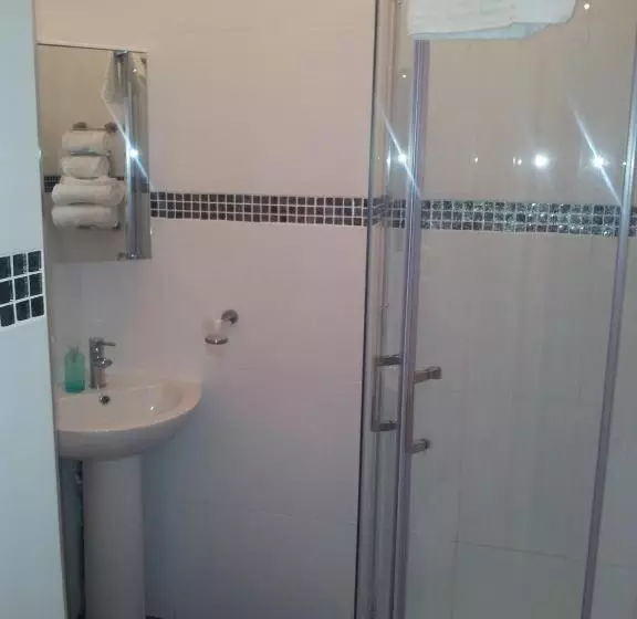 ホテル Broadway House