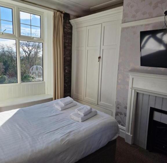 酒店 Broadway House