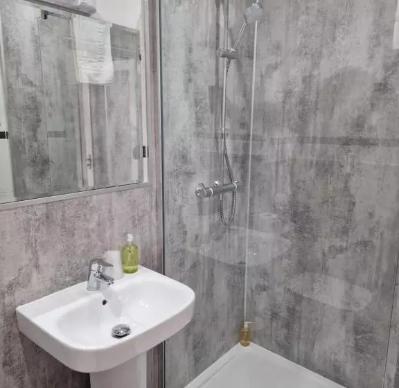 ホテル Broadway House