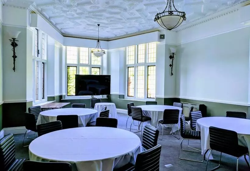 فندق Broome Park