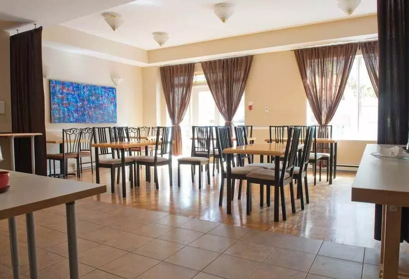 בית מלון כפרי Byward Blue Inn