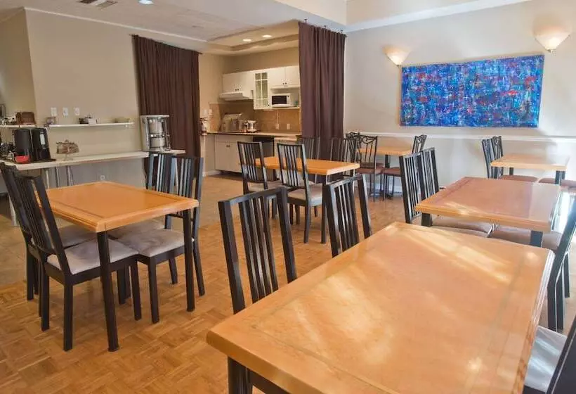 בית מלון כפרי Byward Blue Inn