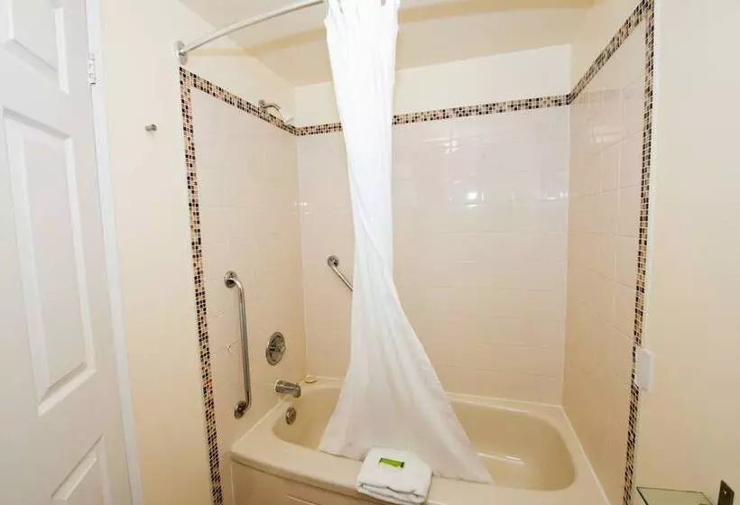 בית מלון כפרי Byward Blue Inn