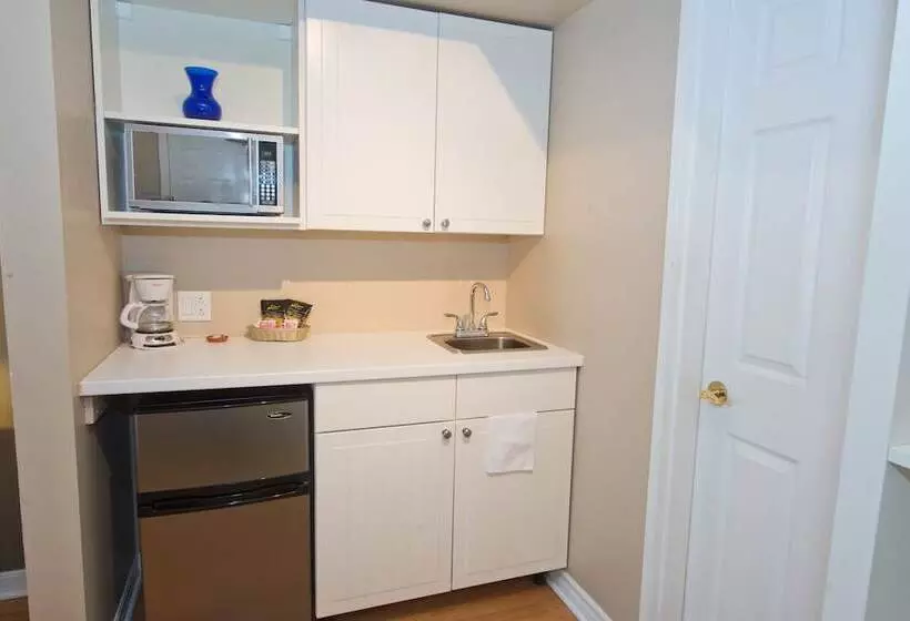 בית מלון כפרי Byward Blue Inn