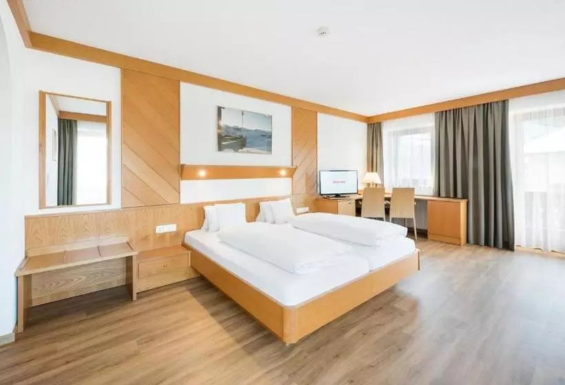 Отель Der Waldhof