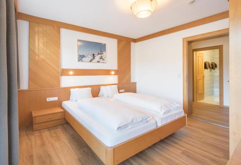 בית מלון כפרי Der Waldhof