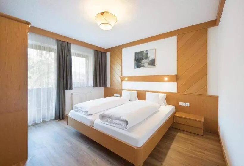 Отель Der Waldhof