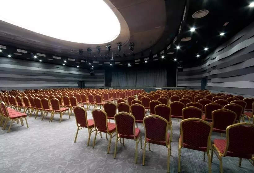 هتل Fiesta Beach Djerba