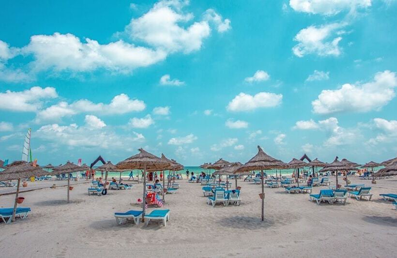 ホテル Fiesta Beach Djerba