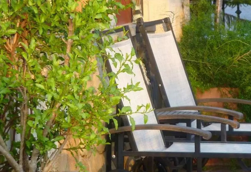 בית מלון כפרי Katxi