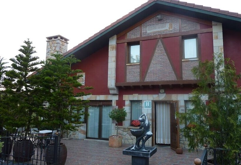 בית מלון כפרי Katxi