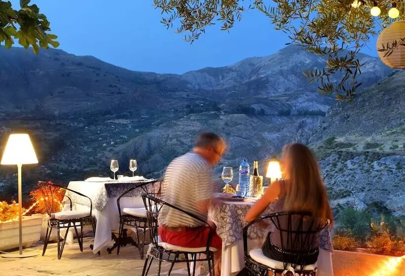 Сельский отель La Almunia Del Valle