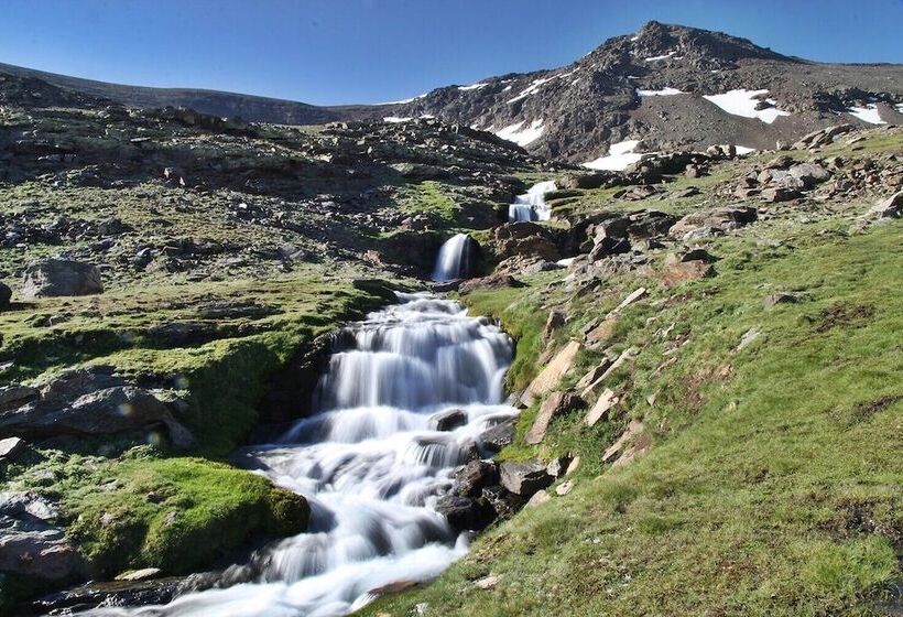 فندق ريفى La Almunia Del Valle