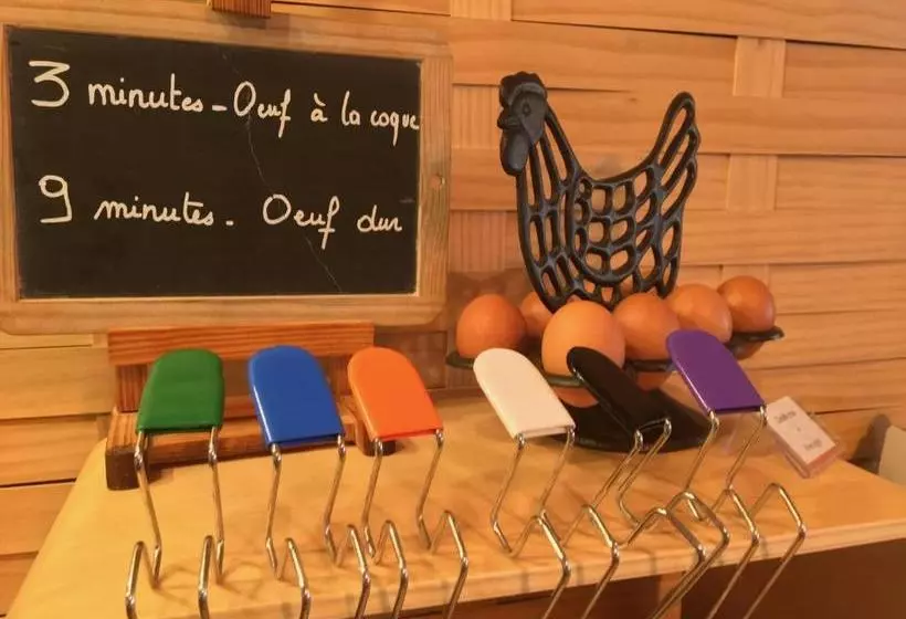 ホテル La Petite Auberge De Roussillon
