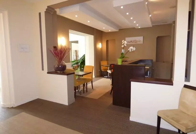 호텔 Le Beausejour