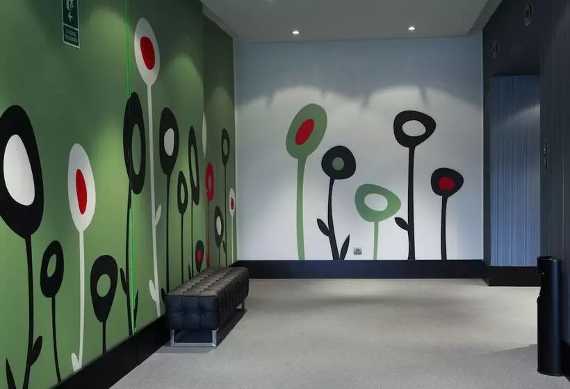 ホテル Nuevo Boston