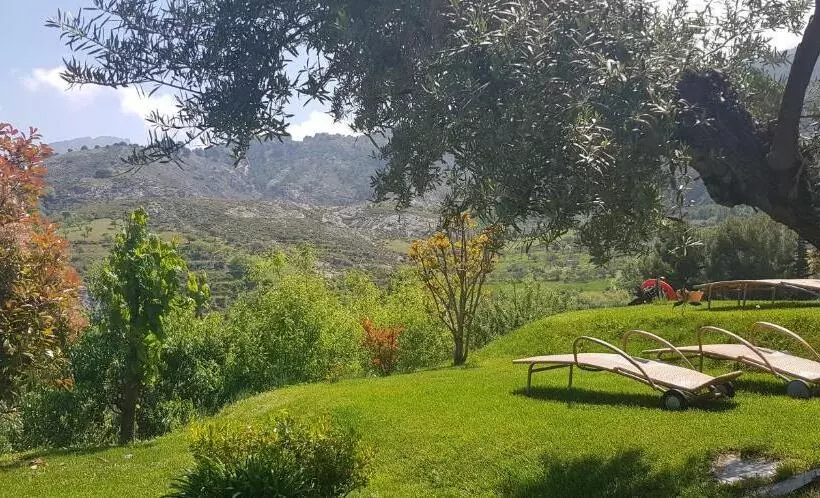 Сельский отель La Almunia Del Valle