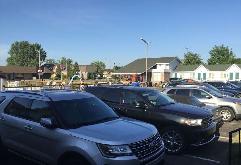 فندق على الطريق A1 Inn Niagara Falls
