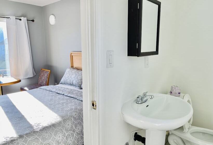 فندق على الطريق A1 Inn Niagara Falls