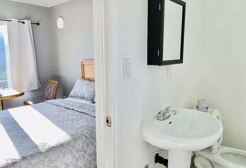 מוטל A1 Inn Niagara Falls