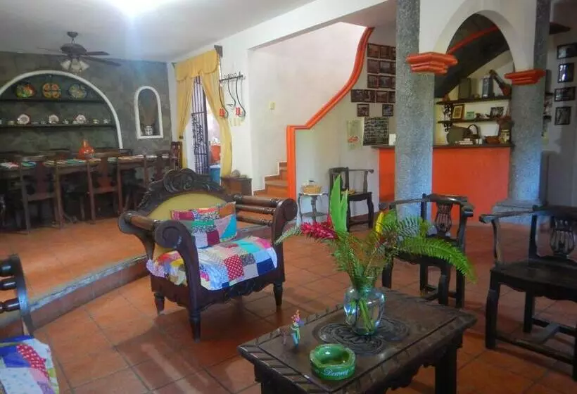 هاستل Posada Bugambilias