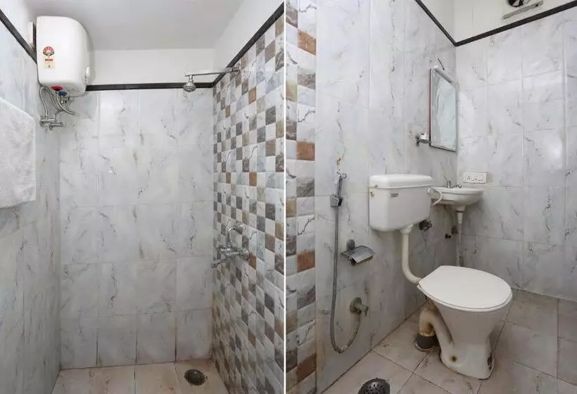 هتل Oyo 2660  Radhe Inn