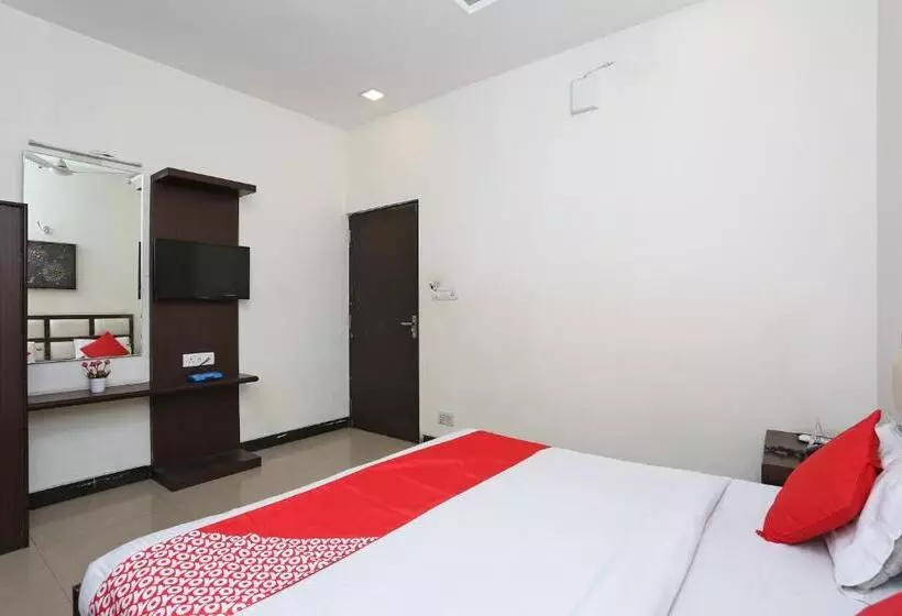 هتل Oyo 2660  Radhe Inn