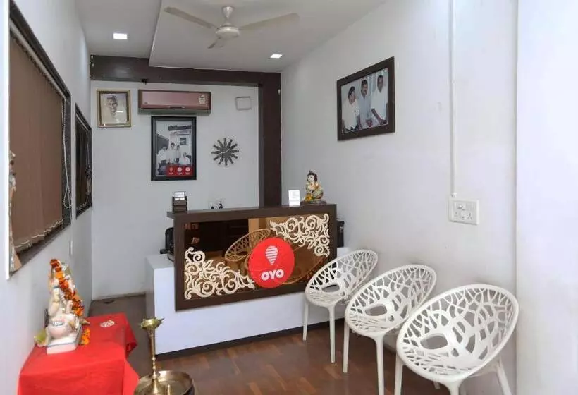 هتل Oyo 2660  Radhe Inn
