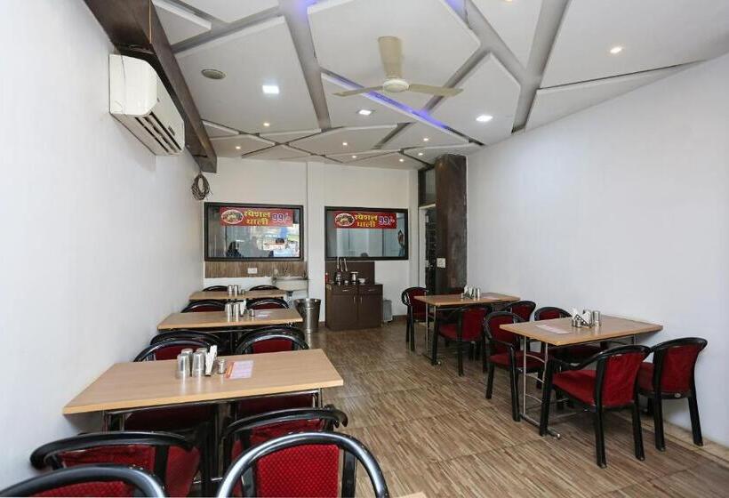 酒店 Oyo 2660 Radhe Inn