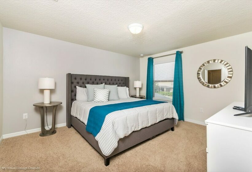 5 Bed 5 Ba Villa With Game Room, Pool & Spa