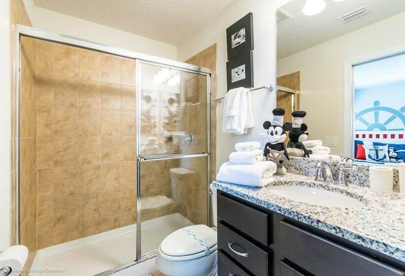 5 Bed 5 Ba Villa With Game Room, Pool & Spa