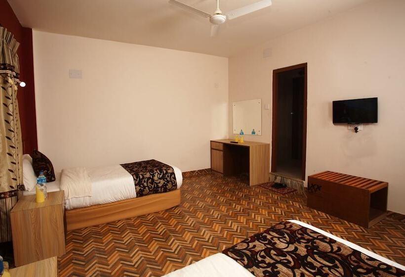 تختخواب و صبحانه Sauraha Holiday Home