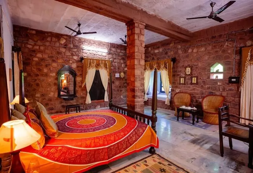 ホテル The Desert Haveli Resort And Camp