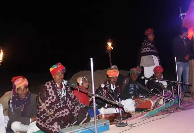 ホテル The Desert Haveli Resort And Camp