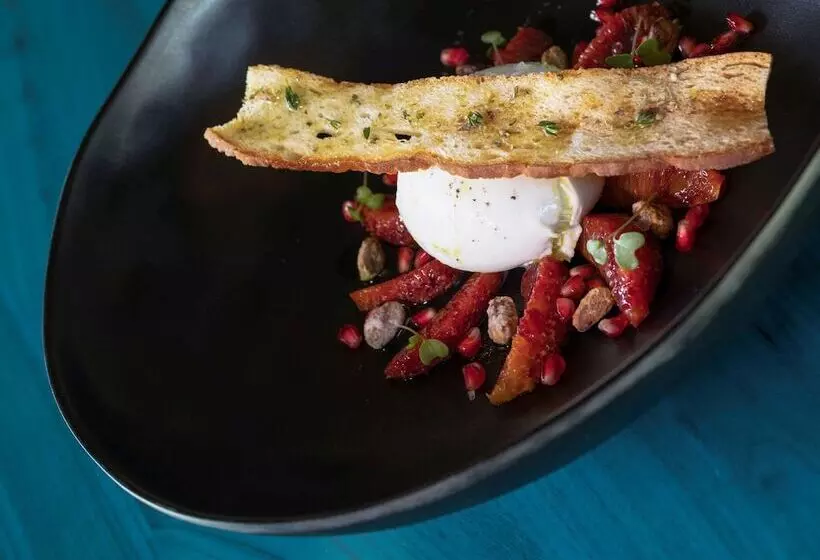 هتل Pullman Maldives All Inclusive Resort