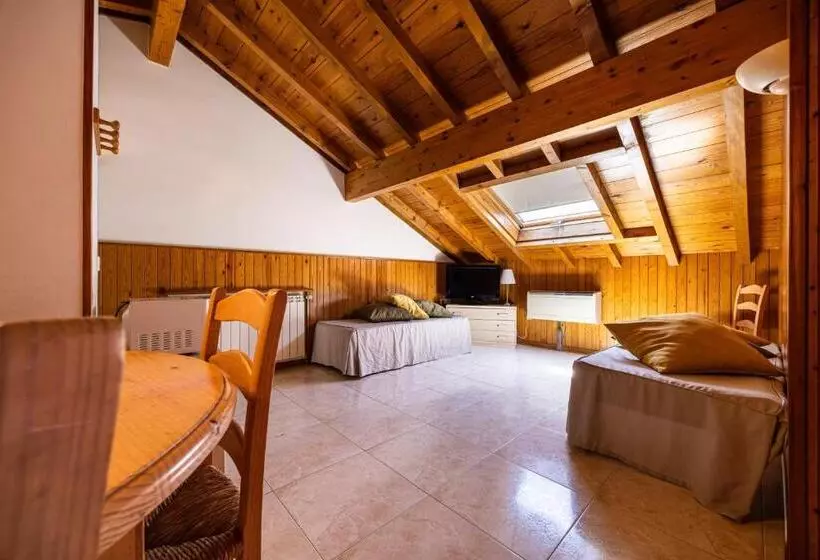 Aparthotel Les Corts