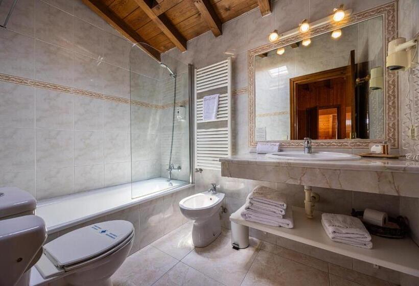 Aparthotel Les Corts