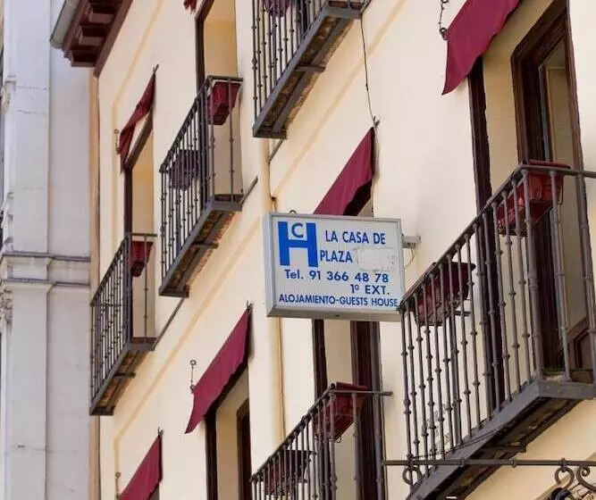 Hostal La  Casa  De La  Plaza