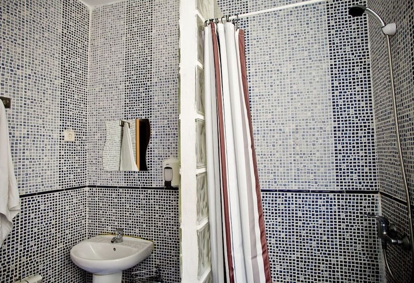 Hostal La Casa De La Plaza