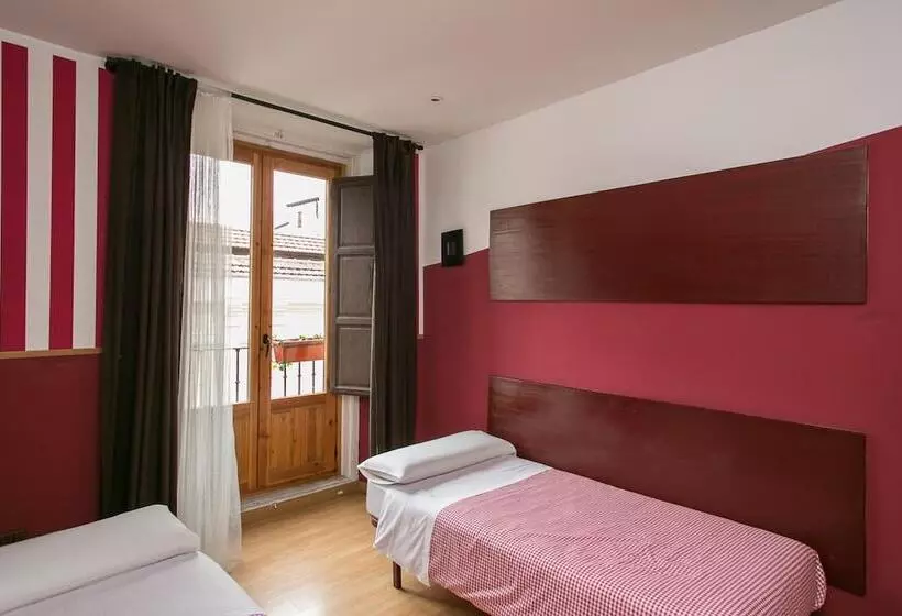 Hostal La  Casa  De La  Plaza