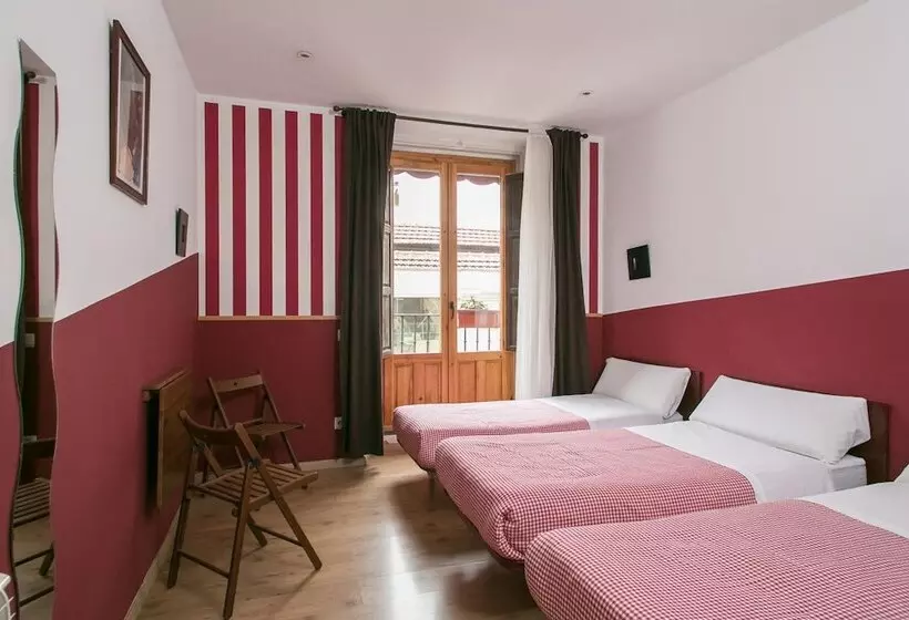 Hostal La  Casa  De La  Plaza