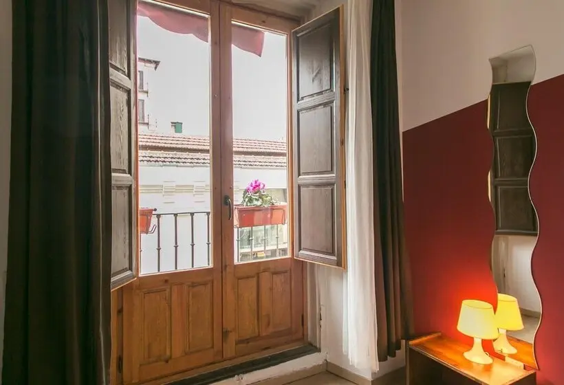 Hostal La  Casa  De La  Plaza
