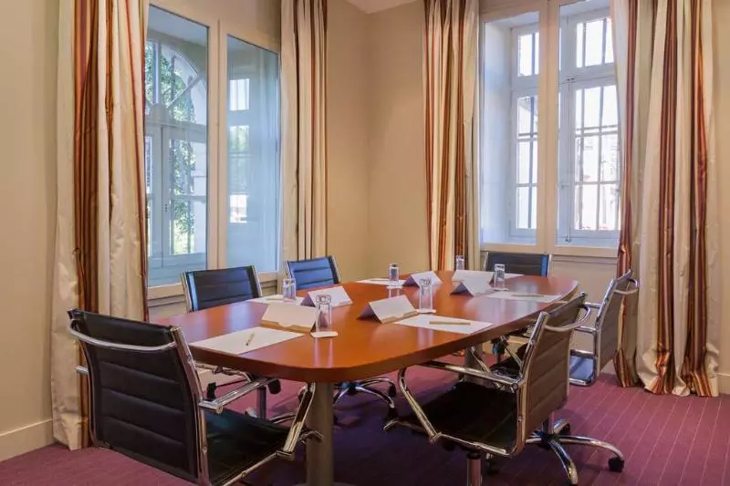 ホテル Abbaye Des Capucins Spa & Resort