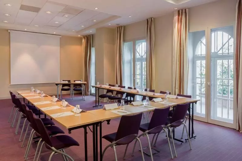 ホテル Abbaye Des Capucins Spa & Resort